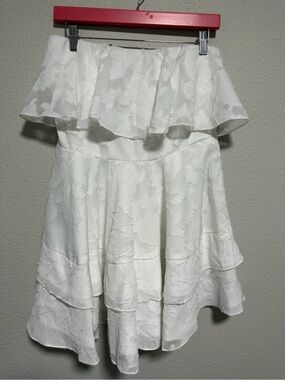 Lulus White Floral Jacquard strapless Ruffle Dress Size Large Feminine